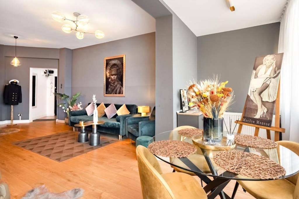 Intercontinental Apart - Massage Terrace Fireplace Bucharest Luaran gambar