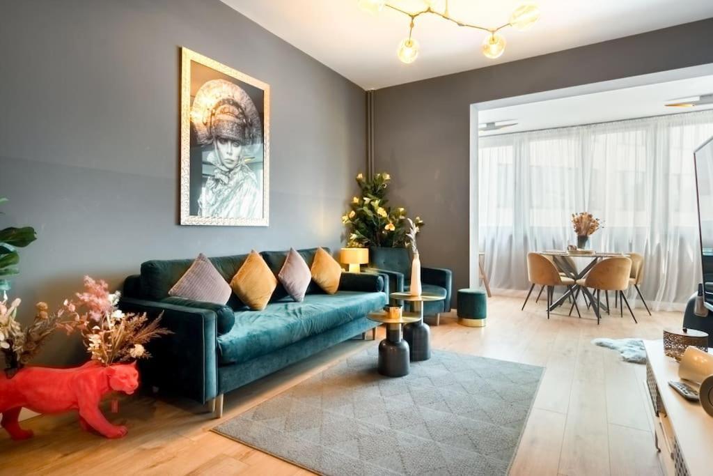 Intercontinental Apart - Massage Terrace Fireplace Bucharest Luaran gambar