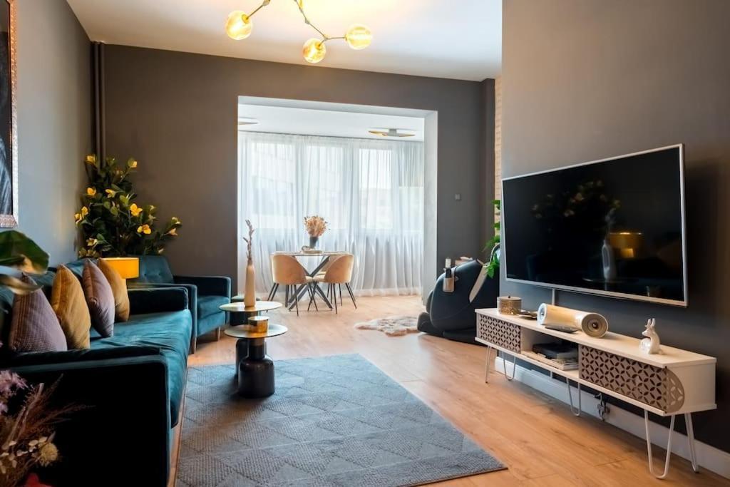 Intercontinental Apart - Massage Terrace Fireplace Bucharest Luaran gambar