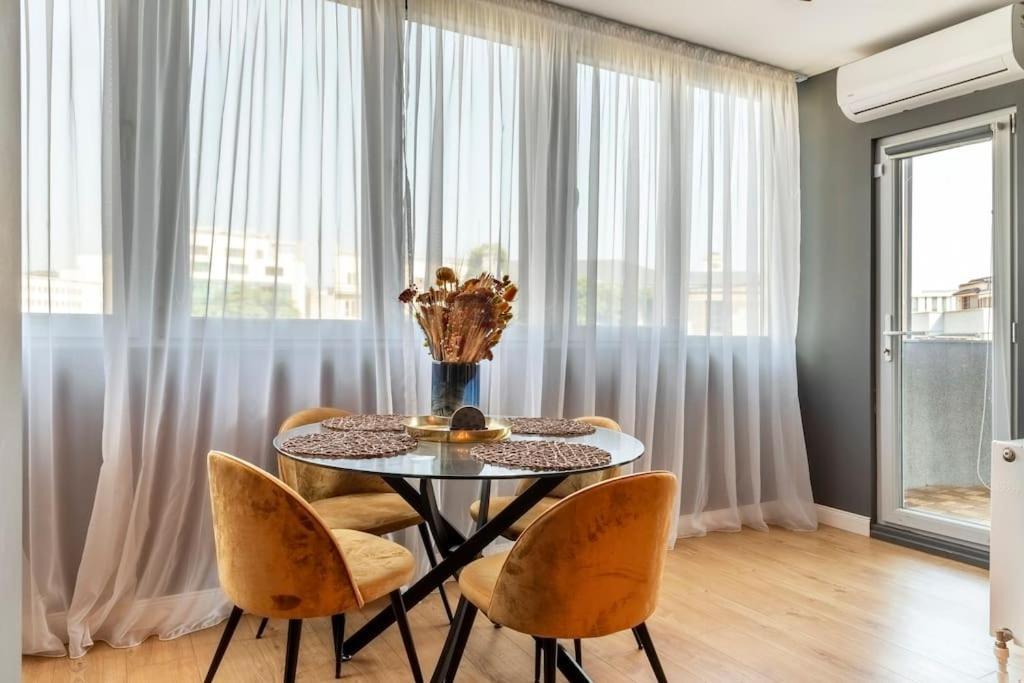 Intercontinental Apart - Massage Terrace Fireplace Bucharest Luaran gambar